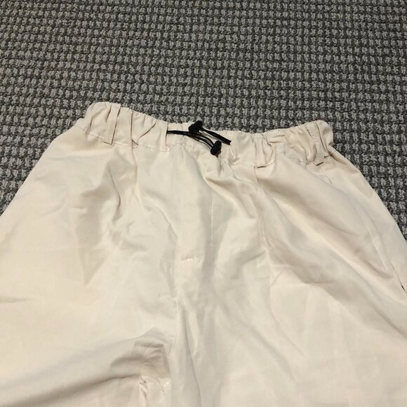 Very baggy Cream and white parachute pants - Picture 4 of 5